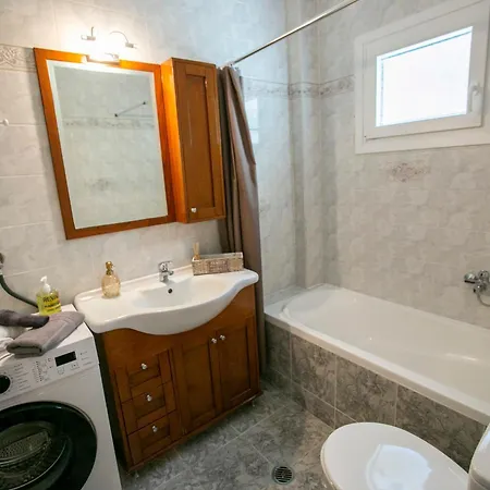 Bay Maisonette Apartment *