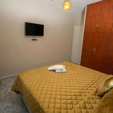 Bay Maisonette *